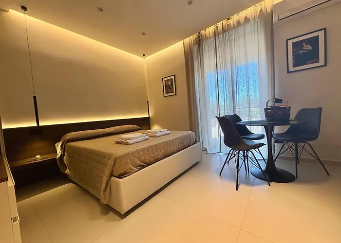 Stay In Naples